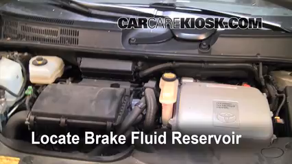 2005 Toyota Prius 1.5L 4 Cyl. Brake Fluid Check Fluid Level